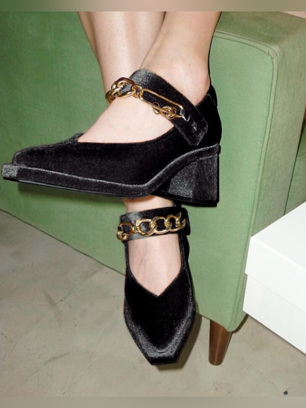 REIKE NEN - Black Velvet Mary Jane Block Heels with Gold Chain